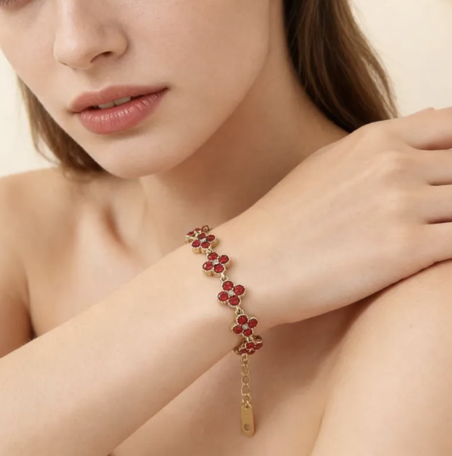 Four Leaf Clover Zircon Bracelet in Stainless Steel